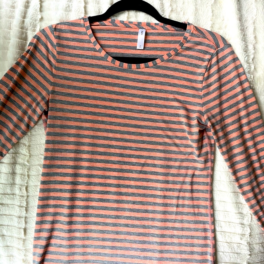 Gap Fit Long Sleeve Shirt